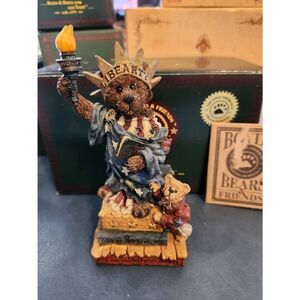Boyds Bears & Friends "Ms. Libearty... Wants You Too!" figurine, a collectible f